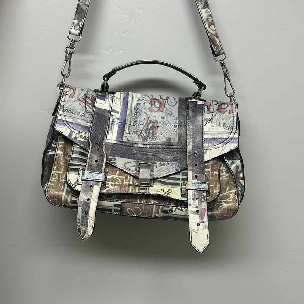 Handbag